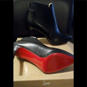 Christian Louboutin size 39.5 black ankle boot